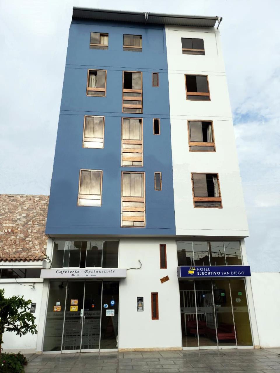 Hotel Ejecutivo San Diego Trujillo Ngoại thất bức ảnh